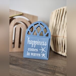 Blue Decorative Plaque - Happiness Comes in Waves